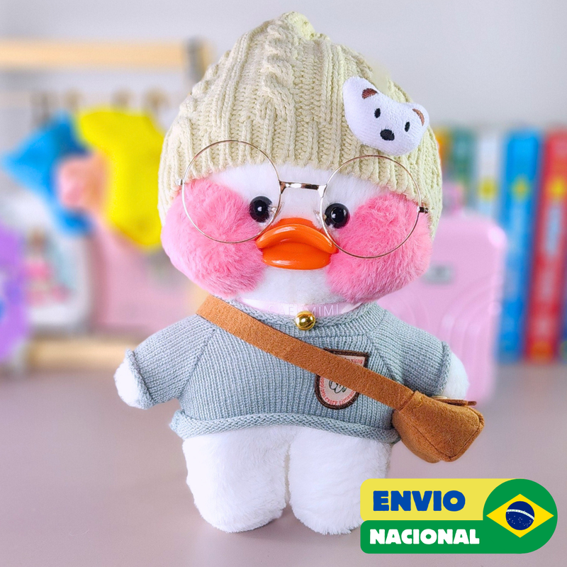 Paper Duck Pato Lalafanfan Branco de pelúcia com roupas e acessórios blusão cinza com touca urso - Pronta Entrega