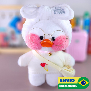 Paper Duck Pato Lalafanfan Branco de pelúcia com roupas e acessórios blusão branco corações com faixa cool - Pronta Entrega