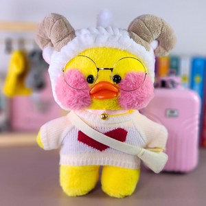 Paper Duck Pato Lalafanfan Amarelo de pelúcia com roupas e acessórios blusão branco coração com faixa cabrita - Pronta entrega