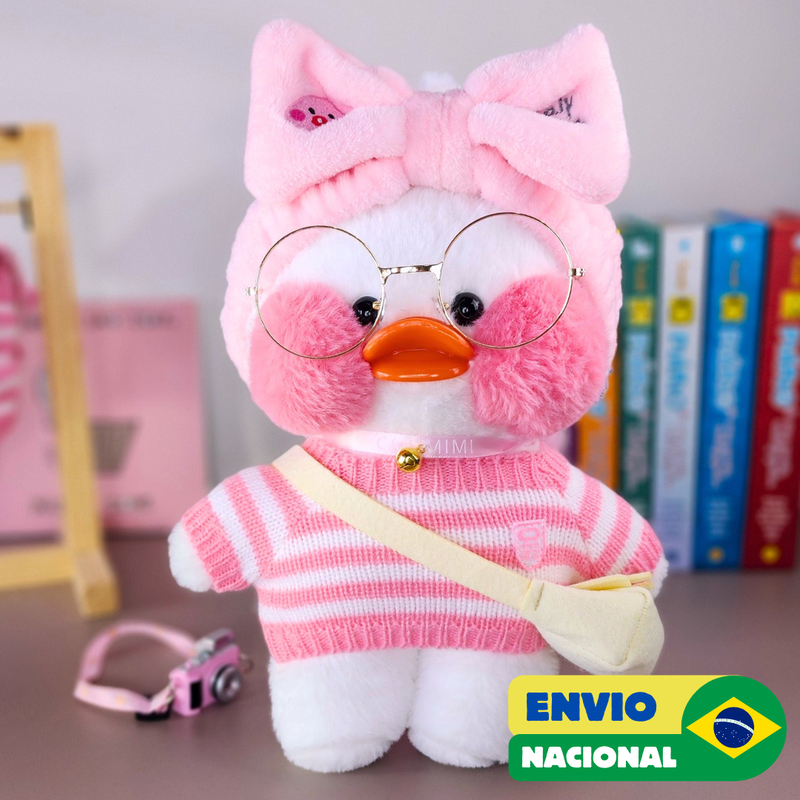 Paper Duck Pato Lalafanfan Branco de pelúcia com roupas e acessórios blusão listrado rosa com faixa pato - Pronta entrega