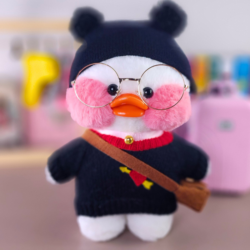 Paper Duck Pato Lalafanfan Branco de pelúcia com roupas e acessórios blusão preto coração com touca preta pompom