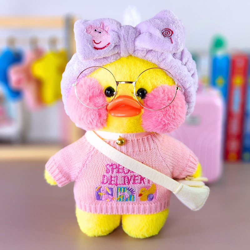 Pato Lalafanfan Amarelo Paper Duck de pelúcia com roupas e acessórios blusão special delivery com faixa peppa