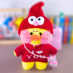 Paper Duck Pato Lalafanfan Amarelo de pelúcia com roupas e acessórios blusão vermelho I love you com touca zoiuda - Pronta Entrega