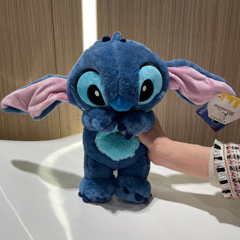 Stitch de pelúcia que mexe as orelhas