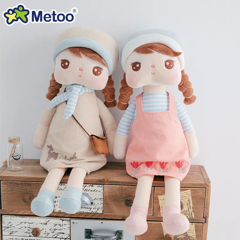 Boneca Metoo Angela com tranças vestido estilo Morandi Laranja