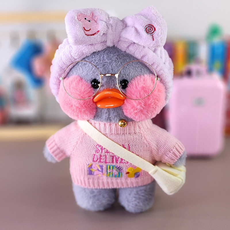 Paper Duck Pato Lalafanfan Cinza de pelúcia com roupas e acessórios blusão special delivery com faixa peppa